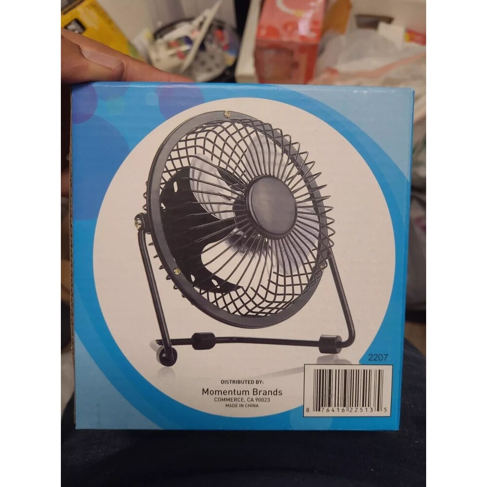 USB Mini Fan 5V 2.5W Personal Cooler Desk Fan 4" Blade White